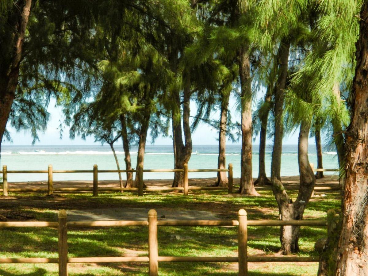 Lovely Beachfront Boutique Apartment Flic-en-Flacq エクステリア 写真
